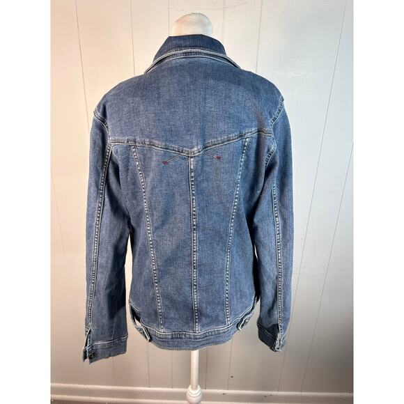 Wrangler Authentic women’s blue jean denim size large jacket - Picture 3 of 5